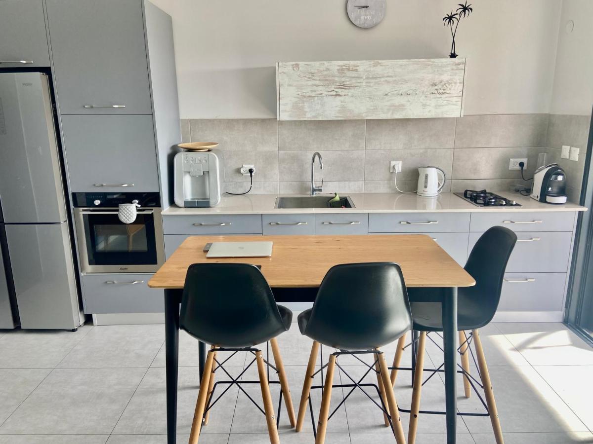 Beauty Apartment 3 Rooms Wi-Fi 内坦亚 外观 照片